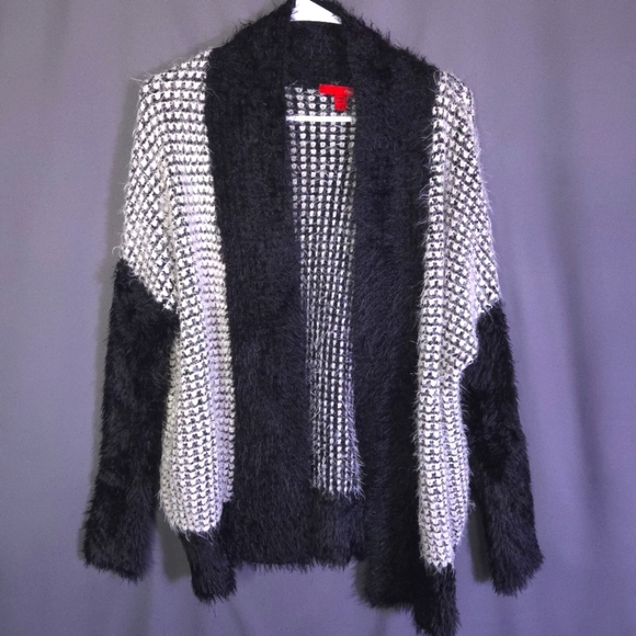 Cyrus Eyelash Chunky‎ Knit Open Front Cardigan Size Medium Soft Comfy - Picture 1 of 7